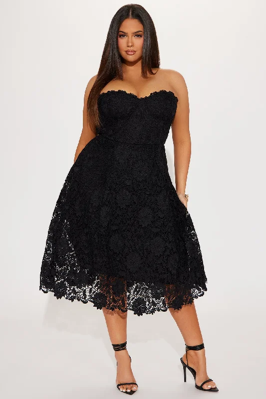 Isn't She Lovely Lace Midi Dress - Black