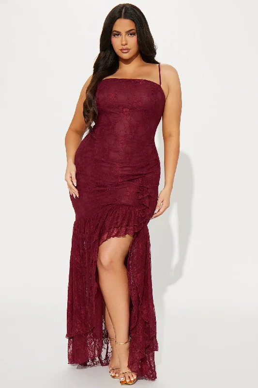 Liliana Lace Maxi Dress - Wine