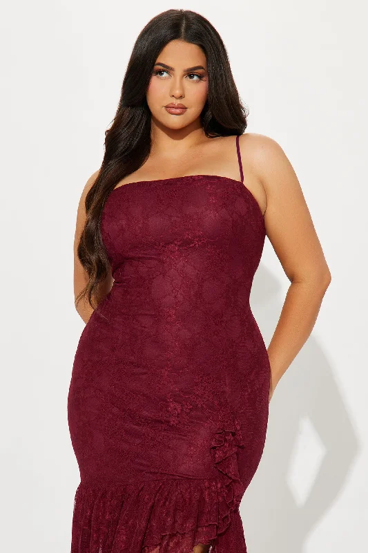 Liliana Lace Maxi Dress - Wine